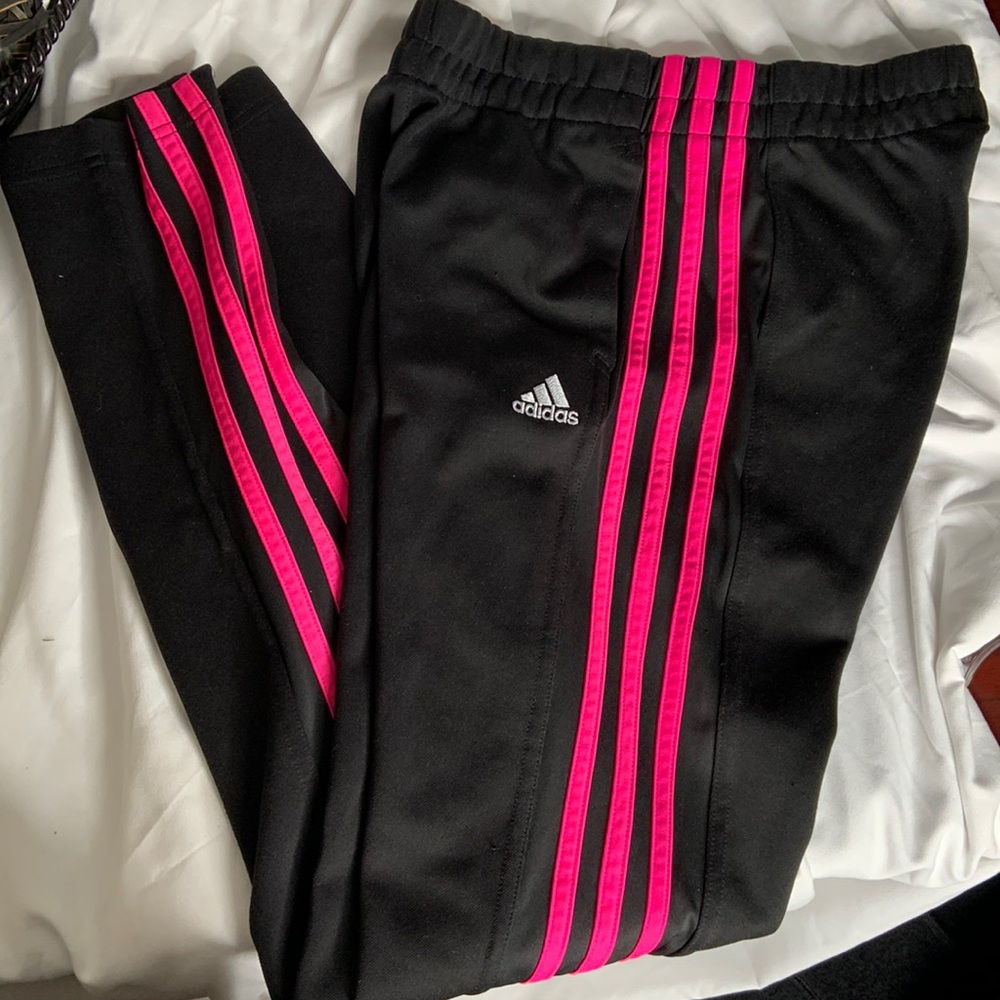 Adidas AV1008 pants size XS pink strip on black
